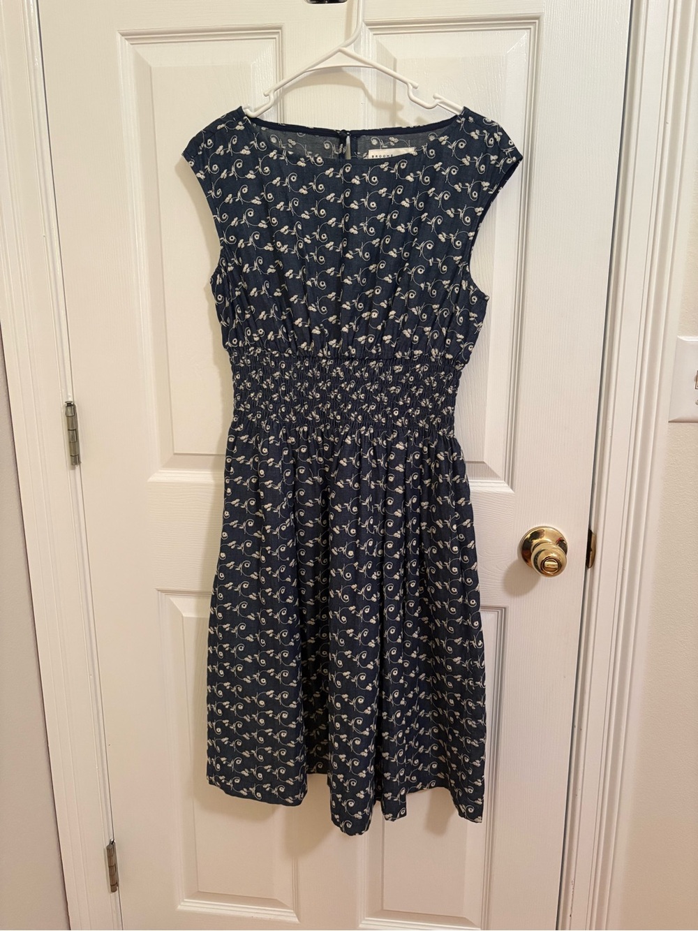 Kate Spade Broome Street Dress 8 Navy Embroidered Cotton Smocked Midi Floral